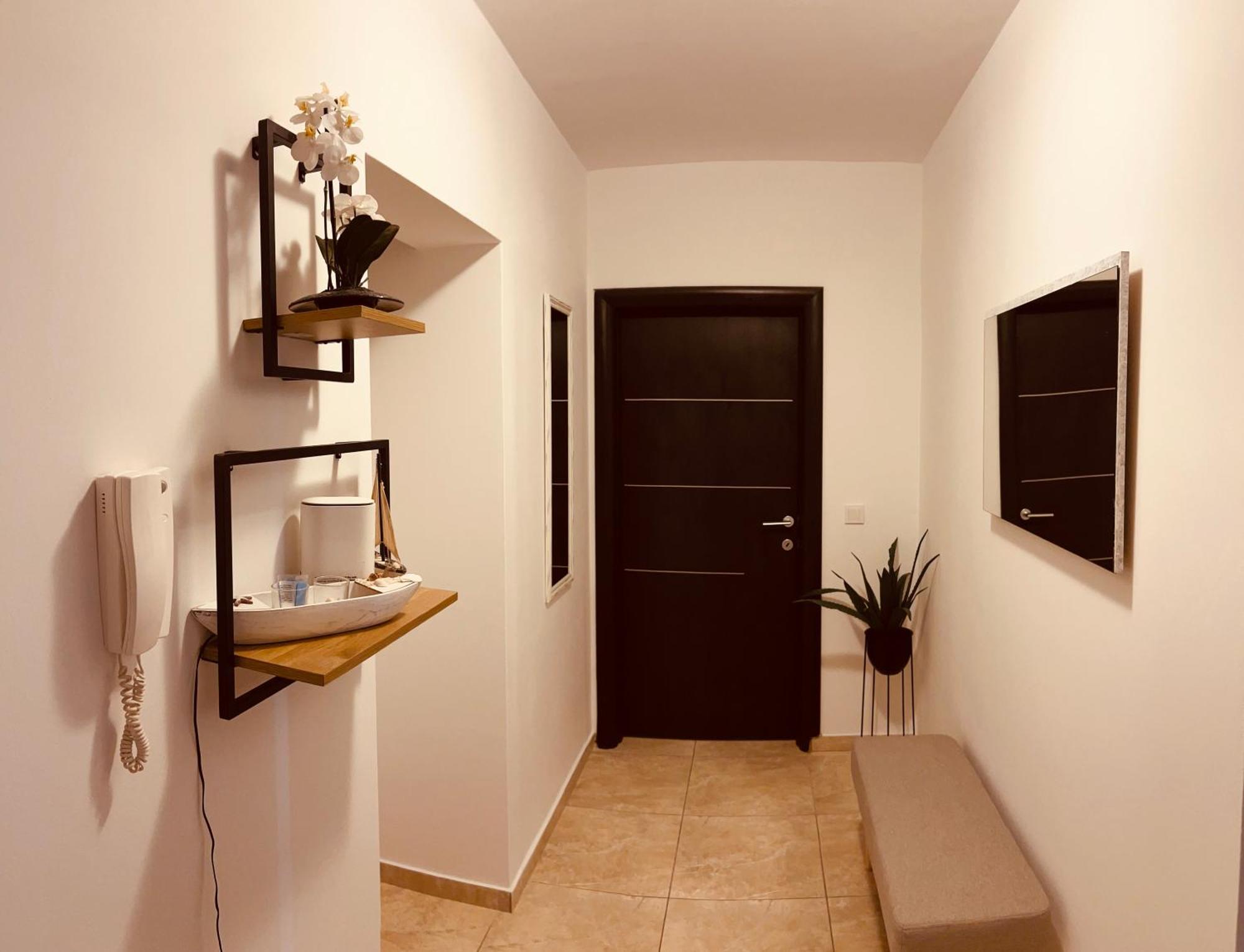Apartment Karlo Novalja Exterior photo
